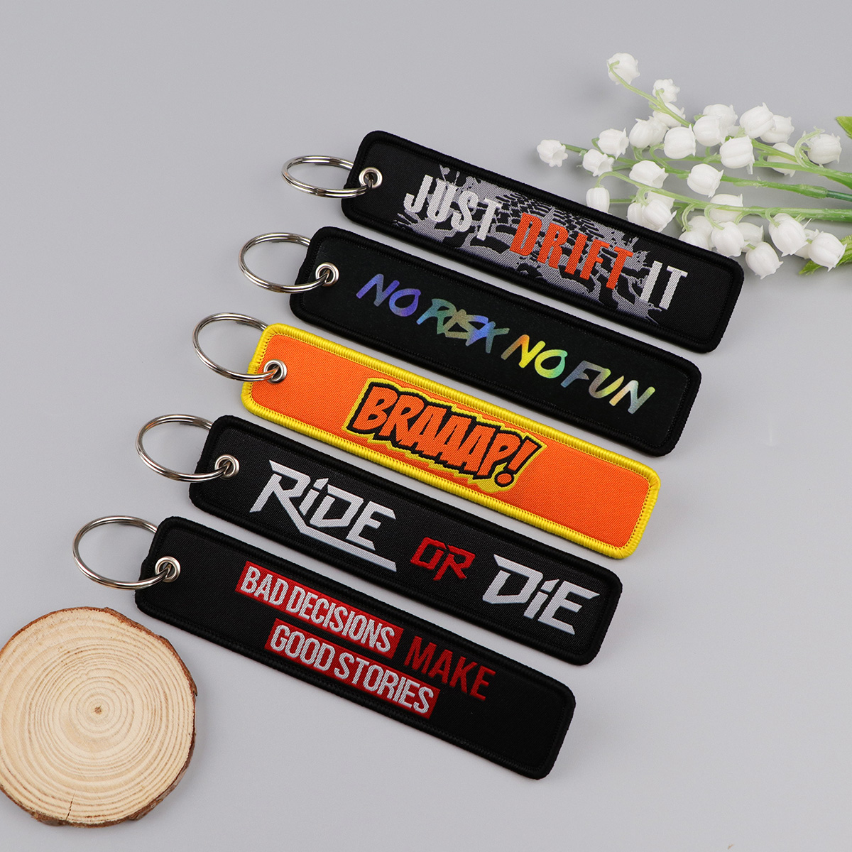 พวงกุญแจปักลายโครงกระดูก 1 ชิ้ - Car Accessories Quotation บทวิจารณ์และราคา