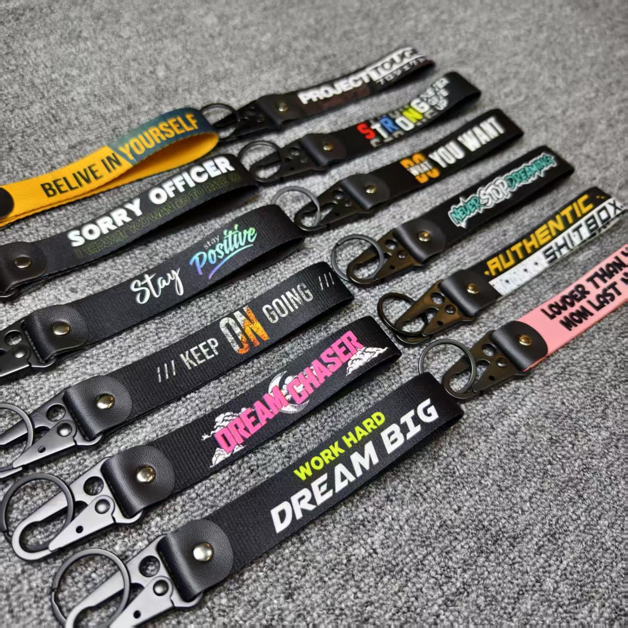 คําเตือน Key Tags พวงกุญแจใบเส - Car Accessories Quotation บทวิจารณ์และราคา